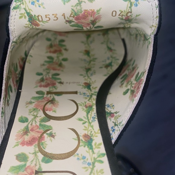 SOLD ❤️ Gucci Black Princetown Velvet Crystals Mules SZ 7 - Picture 10 of 11